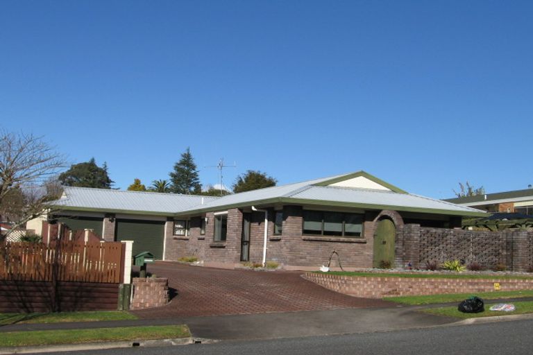 Photo of property in 7 Velma Crescent, Nawton, Hamilton, 3200