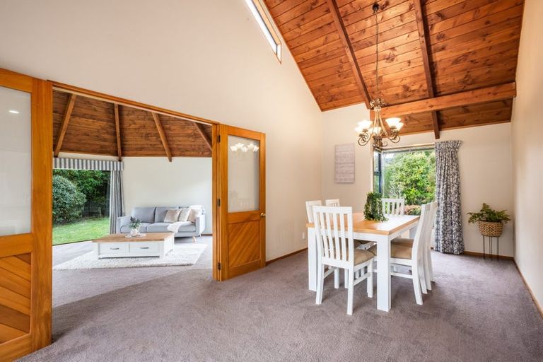 Photo of property in 63 Plateau Road, Te Marua, Upper Hutt, 5018