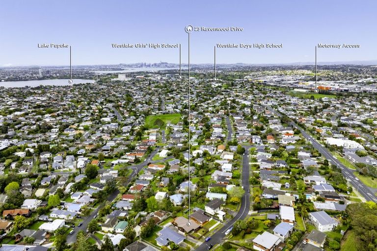 Photo of property in 23 Ravenwood Drive, Forrest Hill, Auckland, 0620
