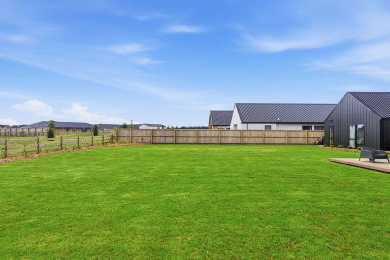 Photo of property in 94 Ridgeland Way, West Melton, 7618