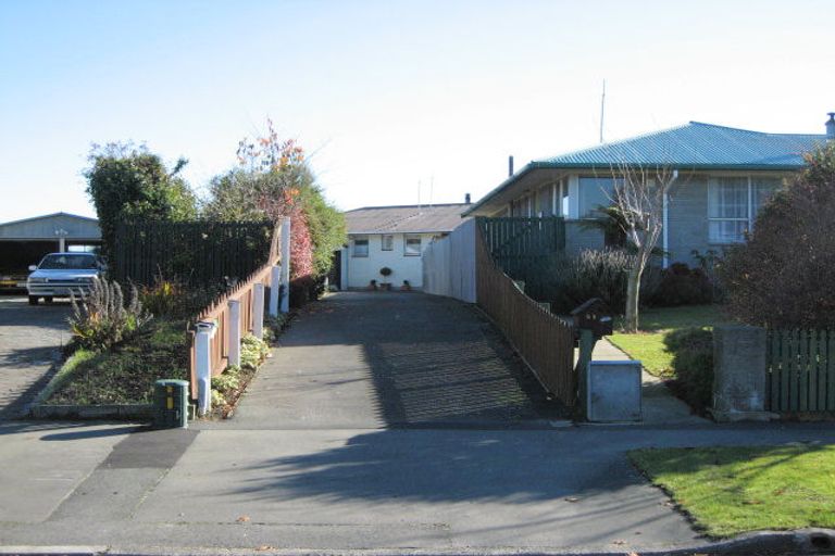 Photo of property in 88a Warren Crescent, Hillmorton, Christchurch, 8025