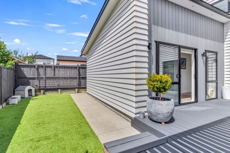 Photo of property in 9 Puruatanga Drive, Flat Bush, Auckland, 2019