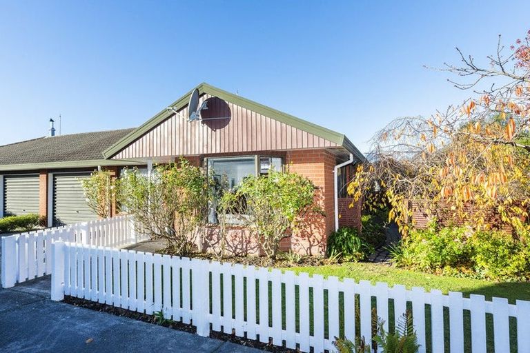 Photo of property in 1/38 Greenock Street, Redwood, Christchurch, 8051