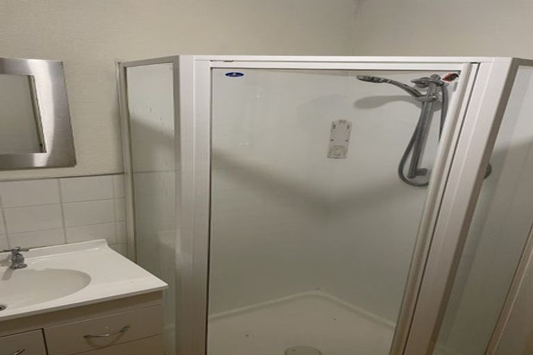 Photo of property in 76 Elmslie Road, Pinehaven, Upper Hutt, 5019