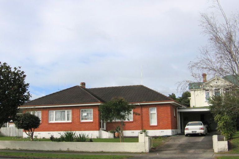 Photo of property in 400 Thames Street, Morrinsville, 3300