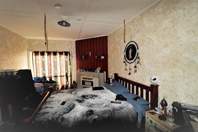 Photo of property in 16 Beach Road, Castlecliff, Whanganui, 4501