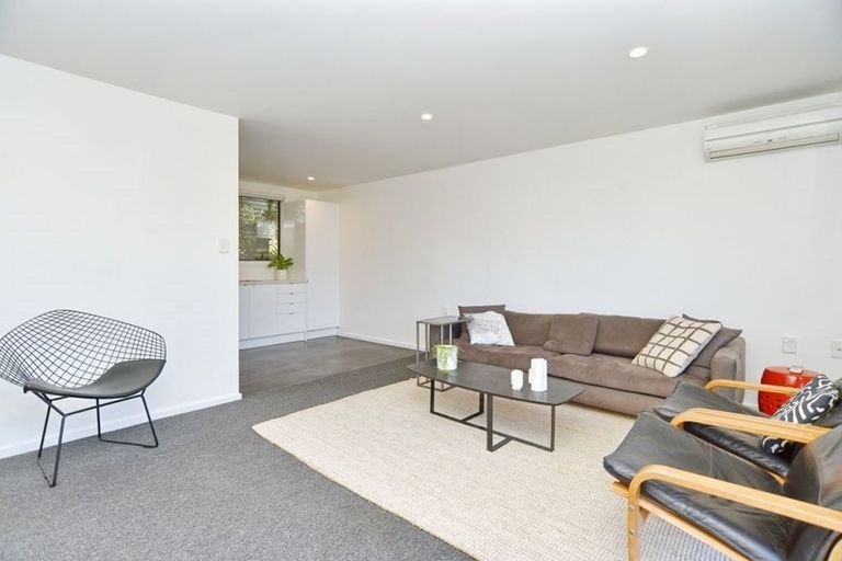 Photo of property in 1/33 Springfield Road, St Albans, Christchurch, 8014
