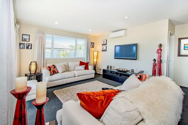 Photo of property in 19 Leeston Lake Road, Leeston, 7632