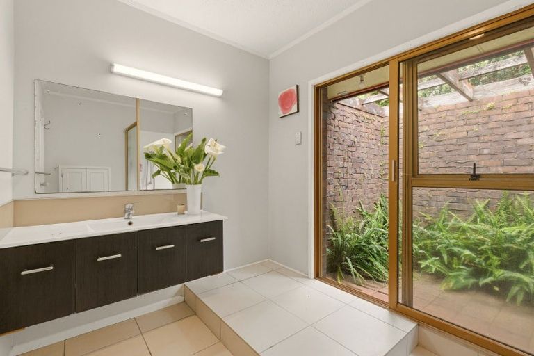 Photo of property in 137 Boucher Avenue, Te Puke, 3119