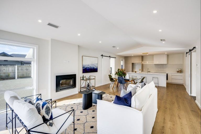 Photo of property in 18 Rich Rise, Havelock North, 4130