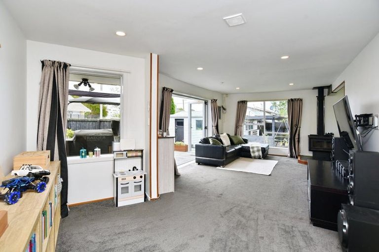 Photo of property in 30b Thompsons Road, Belfast, Christchurch, 8051