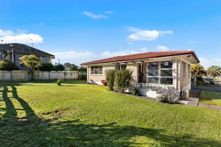 Photo of property in 4/24 Alfriston Road, Manurewa East, Auckland, 2102