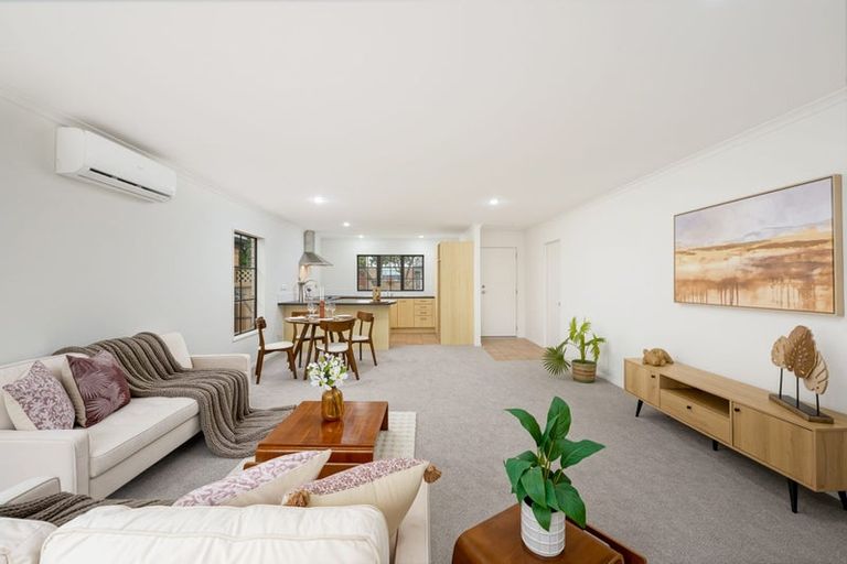 Photo of property in 32 Espalier Drive, Henderson, Auckland, 0612