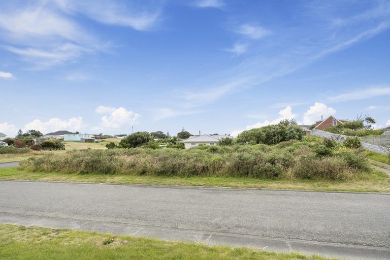 Photo of property in 16 Kitchener Street, Te Horo Beach, Otaki, 5581