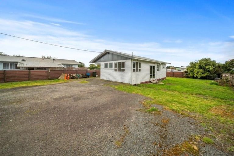 Photo of property in 41 Fairfield Road, Hawera, 4610