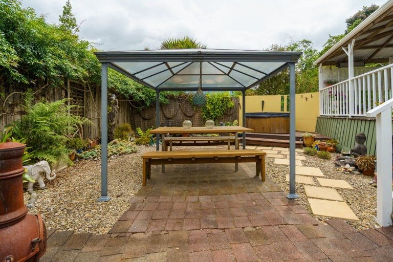 Photo of property in 35 Hill View Road, Ruatangata West, Kamo, 0185