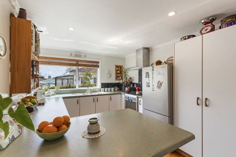 Photo of property in 34 Aubrey Street, New Plymouth, 4310