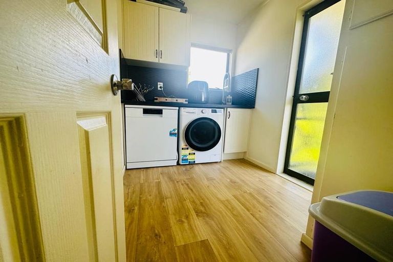 Photo of property in 170 Carnoustie Drive, Wattle Downs, Auckland, 2103