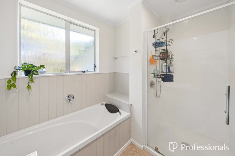 Photo of property in 37 Te Kupe Road, Paraparaumu Beach, Paraparaumu, 5032
