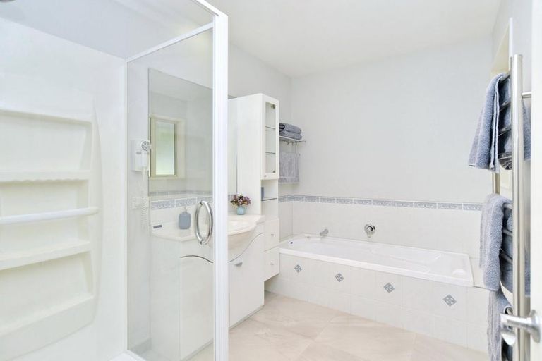 Photo of property in 28 Primrose Hill Lane, Casebrook, Christchurch, 8051