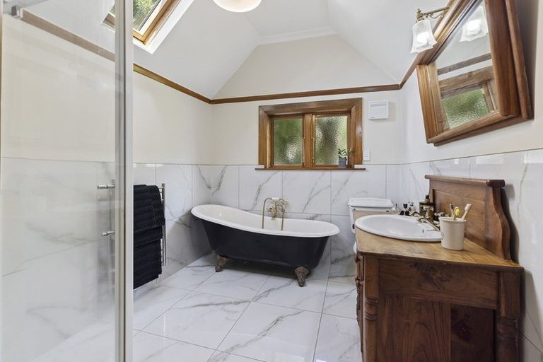 Photo of property in 25 Hawkestone Street, Thorndon, Wellington, 6011