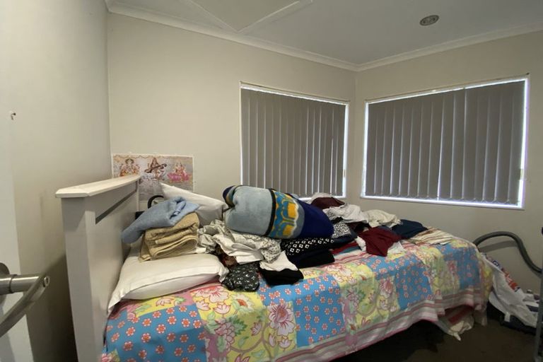 Photo of property in 53 Chatsworth Crescent, Pakuranga Heights, Auckland, 2010