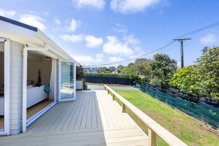 Photo of property in 3 Bayly Street, Baylys Beach, Dargaville, 0377