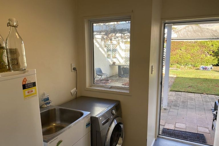 Photo of property in 6 Cherry Court, Wanaka, 9305