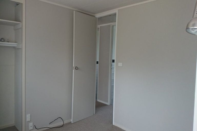Photo of property in 9 Ballial Place, West Harbour, Auckland, 0618