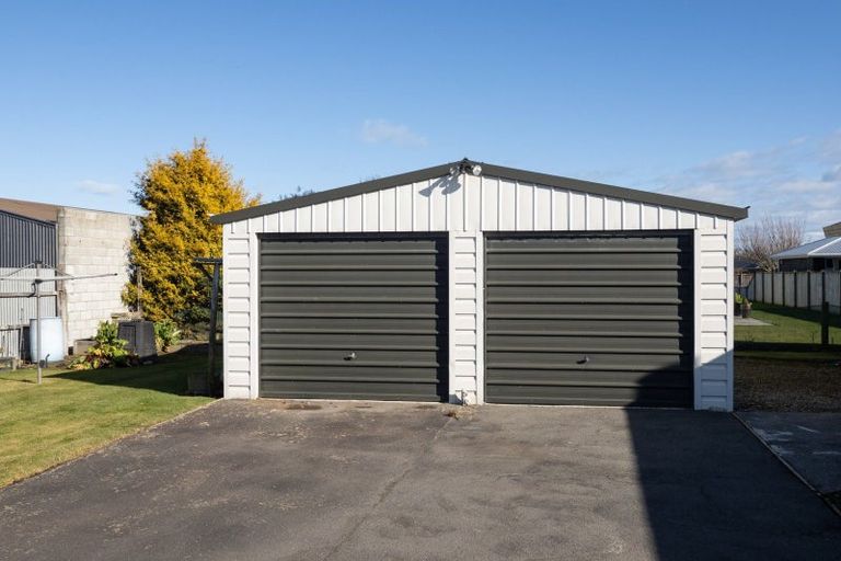 Photo of property in 21 Nixon Street, Tinwald, Ashburton, 7700