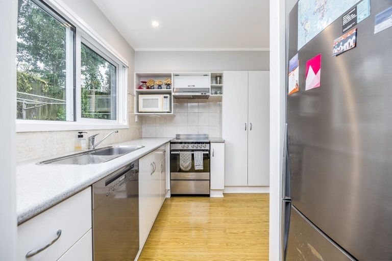 Photo of property in 1/27 Lagoon Drive, Panmure, Auckland, 1072