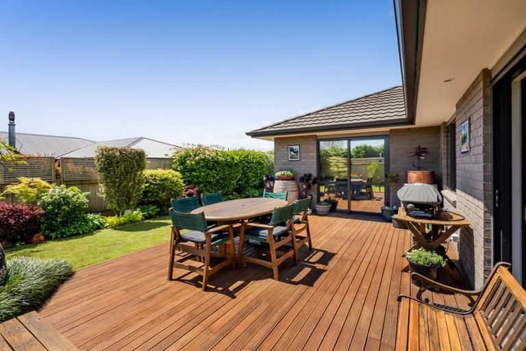 Photo of property in 20a Estate Grove, Inglewood, 4330