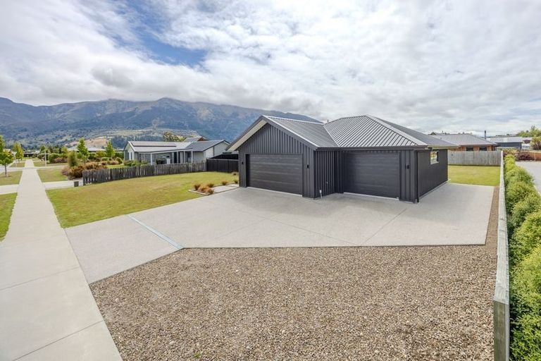 Photo of property in 7 Dingle Street, Lake Hawea, 9382