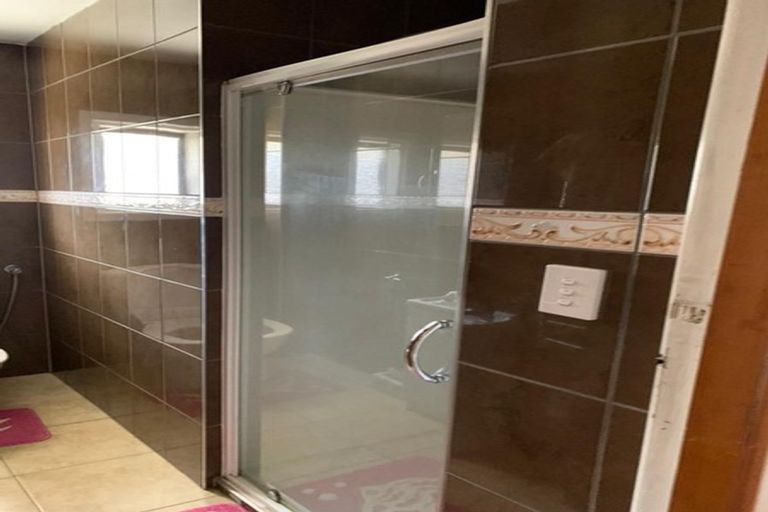 Photo of property in 3 Sunnyside Crescent, Papatoetoe, Auckland, 2025