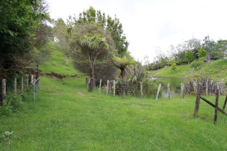 Photo of property in 2561 Okau Road, Ahititi, Stratford, 4397