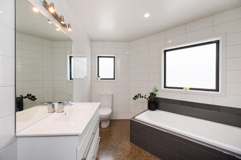 Photo of property in 19 Whio Avenue, Feilding, 4775