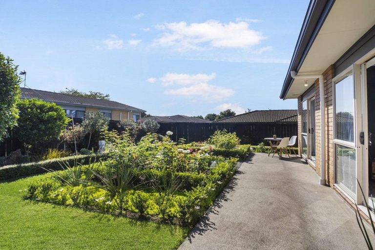 Photo of property in 47 Crawford Avenue, Mangere Bridge, Auckland, 2022