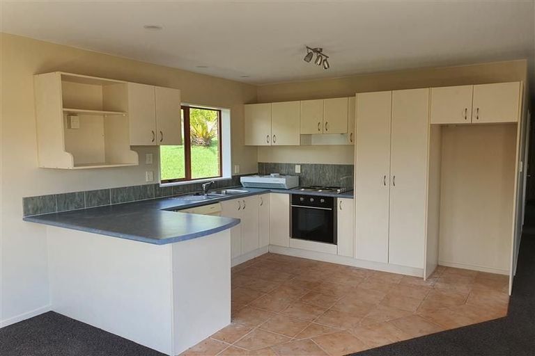 Photo of property in 16a Roick Parade, Glen Eden, Auckland, 0602