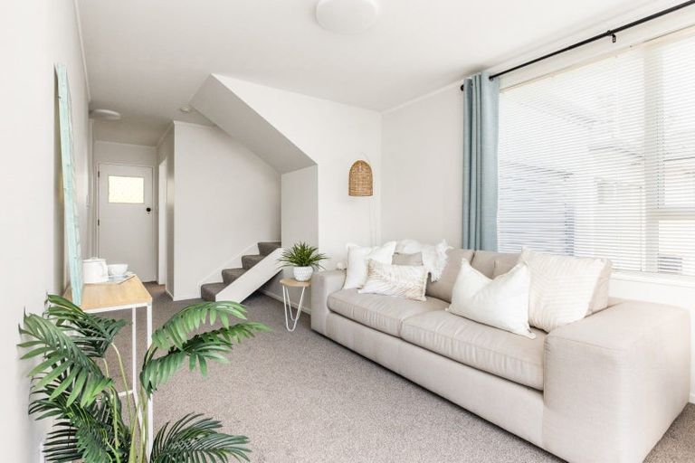 Photo of property in 21b Lannie Place, Greenmeadows, Napier, 4112