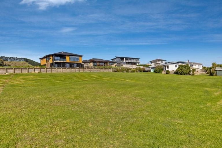 Photo of property in 146 Waikite Road, Welcome Bay, Tauranga, 3175