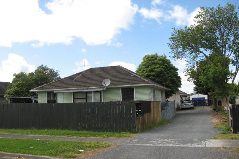 Photo of property in 1/7 Manuia Road, Takanini, 2112