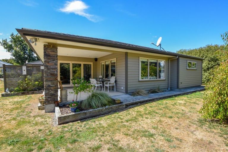 Photo of property in 5 Tararua Crescent, Carterton, 5713