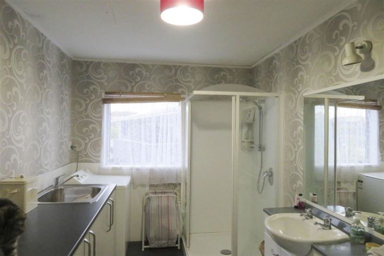 Photo of property in 4 Aotea Crescent, Gore, 9710