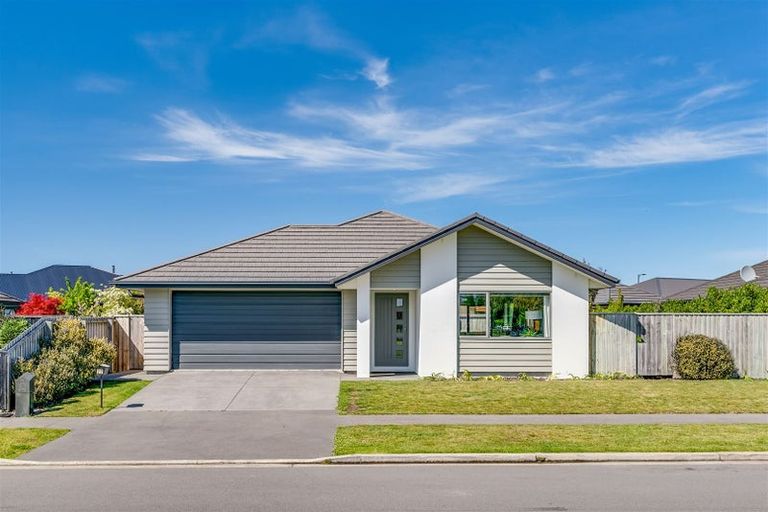 Photo of property in 27 Lambies Street, Marshland, Christchurch, 8083