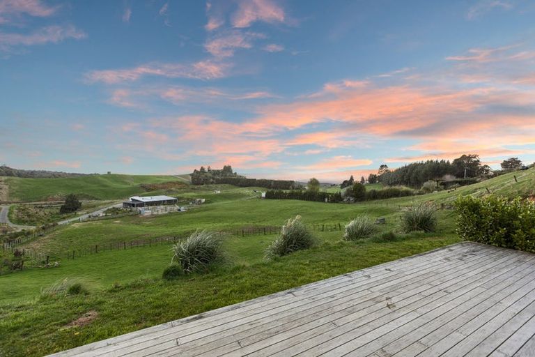 Photo of property in 956b Whakamarama Road, Whakamarama, 3179