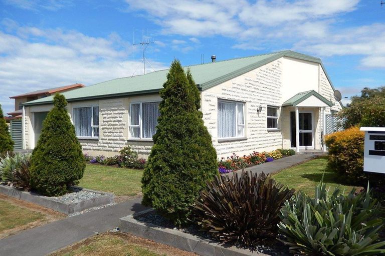 Photo of property in 17 Doon Street, Oamaru North, Oamaru, 9400