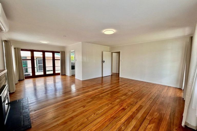 Photo of property in 10 Murphy Road, Taradale, Napier, 4112