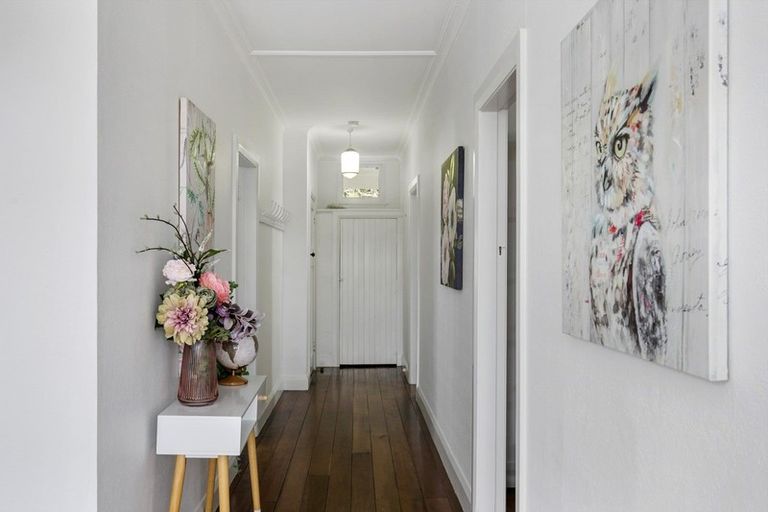 Photo of property in 24 Antico Street, Melrose, Wellington, 6023