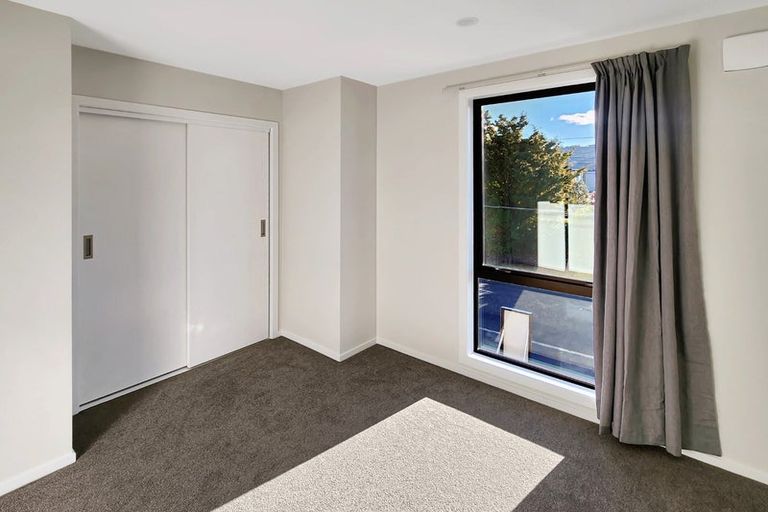 Photo of property in 1/130 Cambridge Terrace, Fairfield, Lower Hutt, 5011