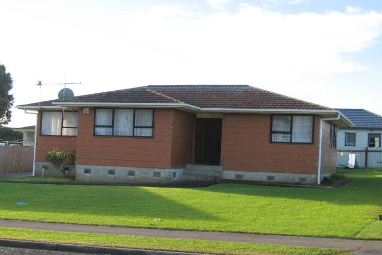 Photo of property in 6 Dillon Crescent, Clover Park, Auckland, 2019